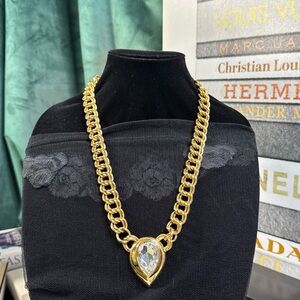 Napier vintage heart shape gold tone Cuban chain link style